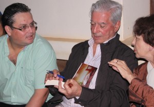 Con Mario Vargas Llosa